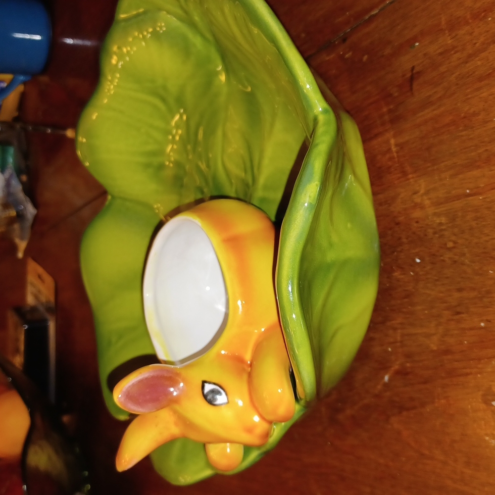 Shawnee Mid Century ceramic bunny dip dish and leaf dish